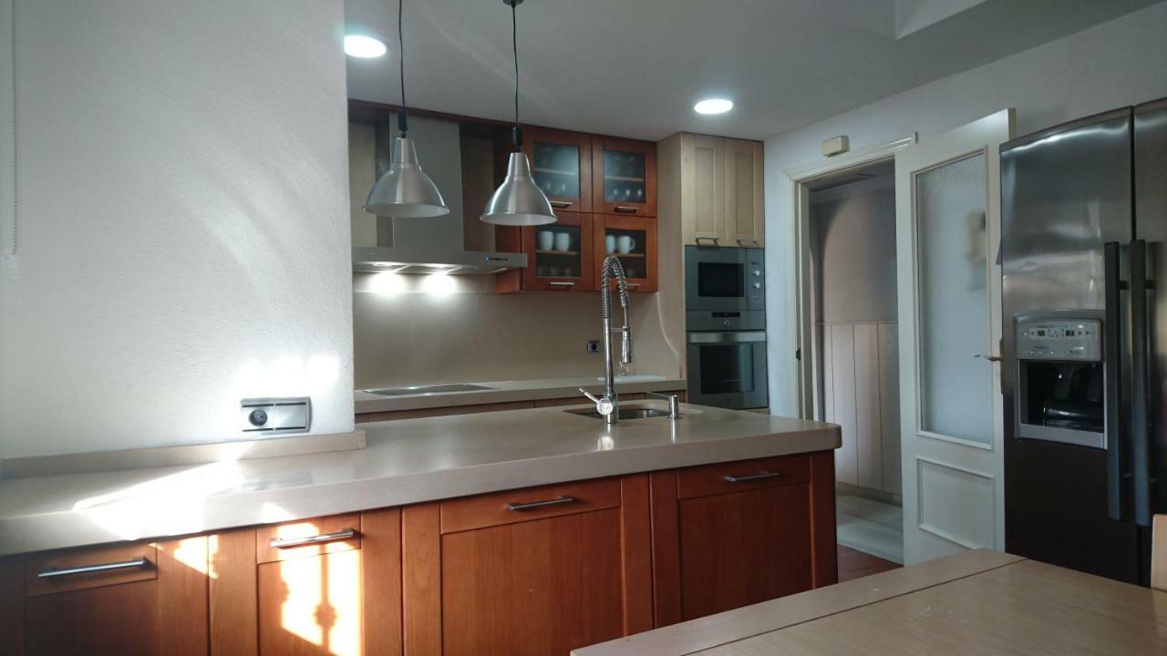 Апартаменты Apartamento Linda Vista Марбелья Экстерьер фото